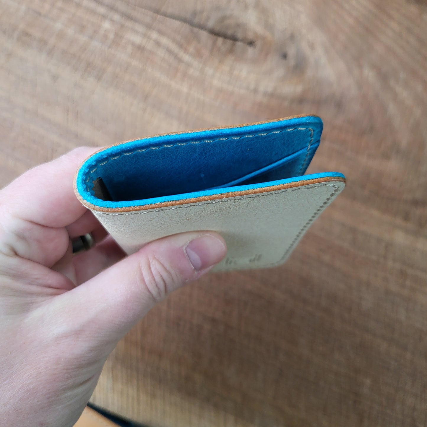 Vertical Curved Cross Card Wallet