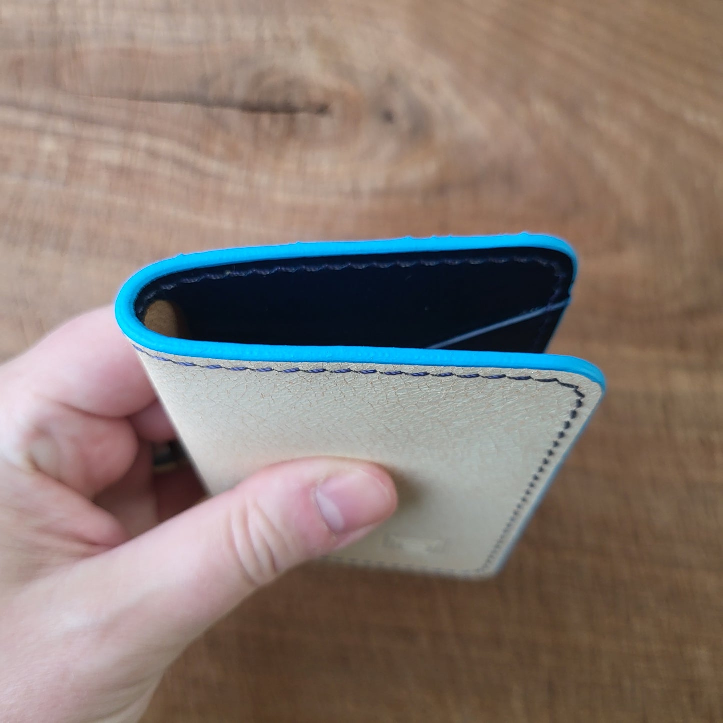 Vertical Curved Cross Card Wallet