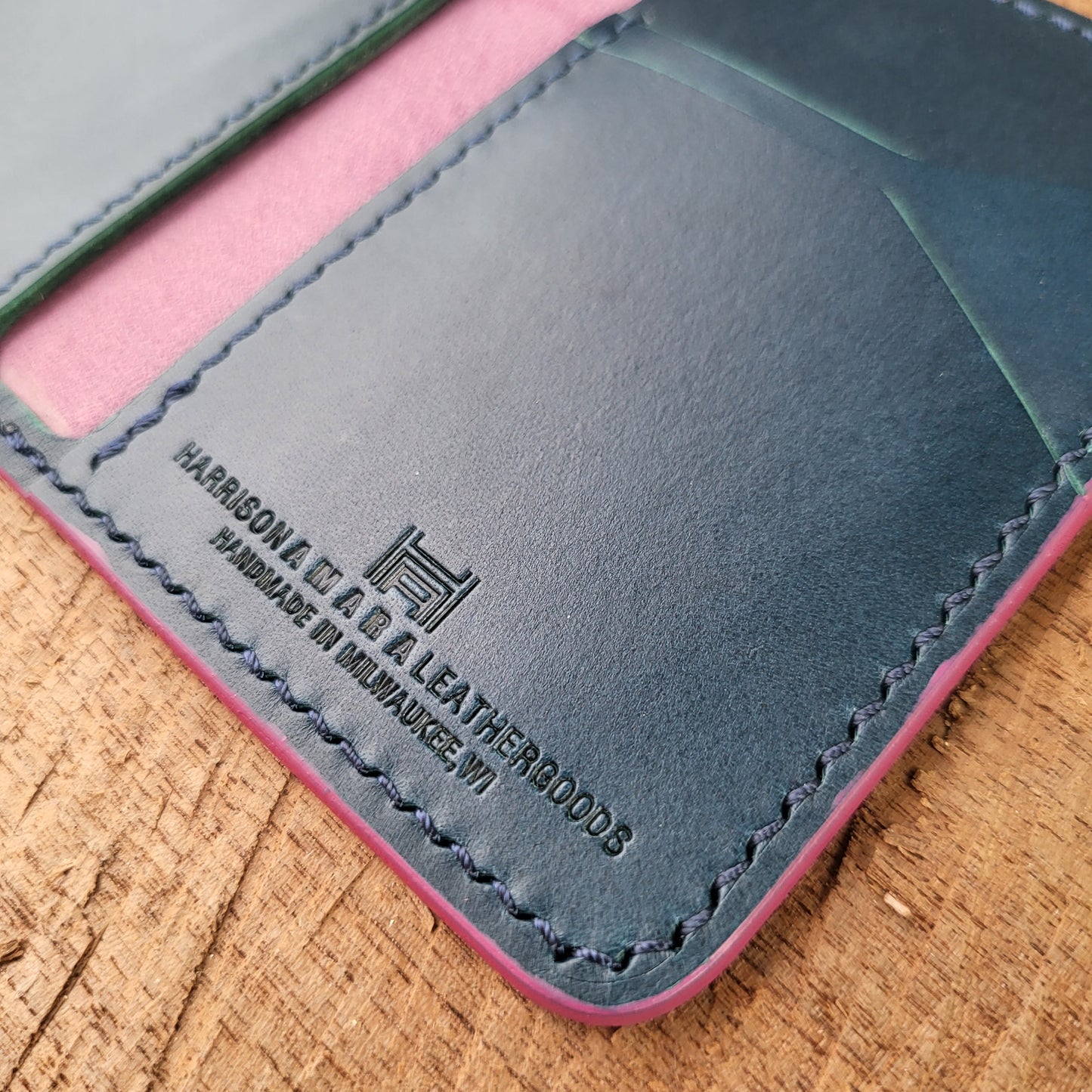 Vertical Curved Cross Card Wallet
