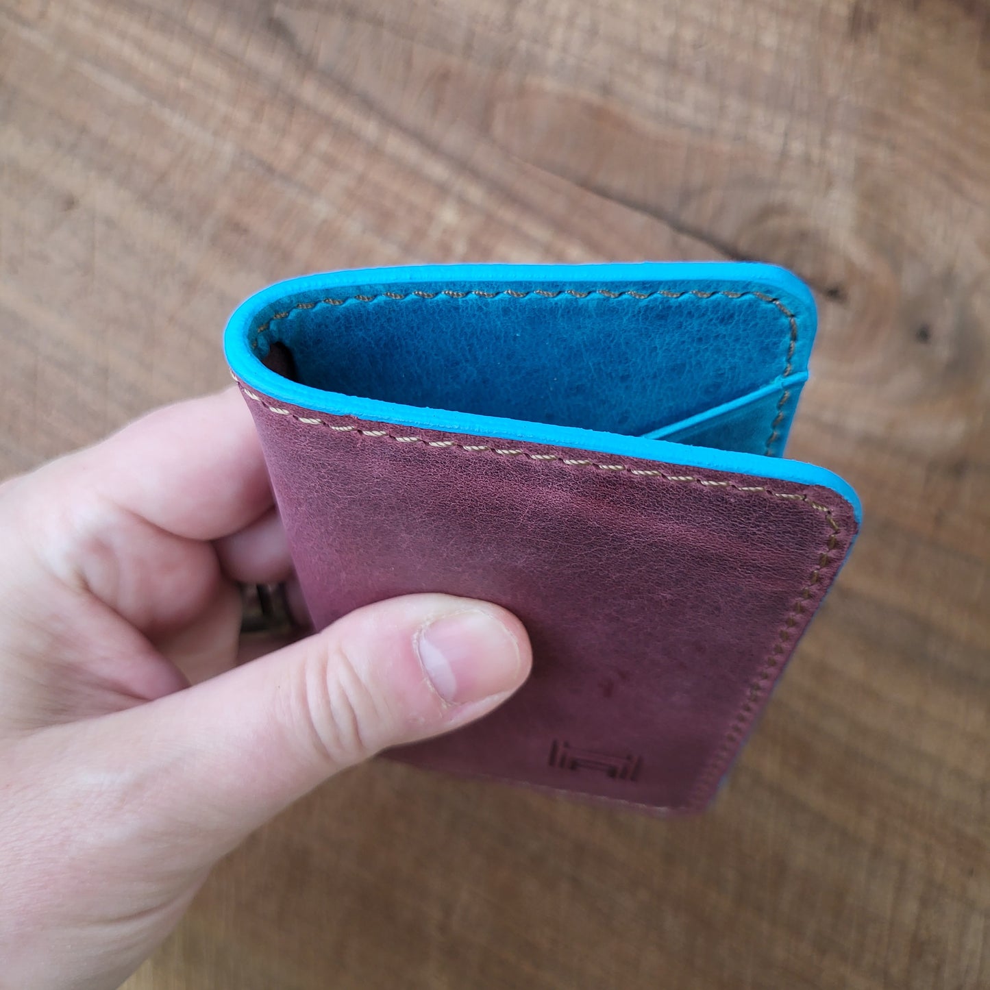 Vertical Curved Cross Card Wallet