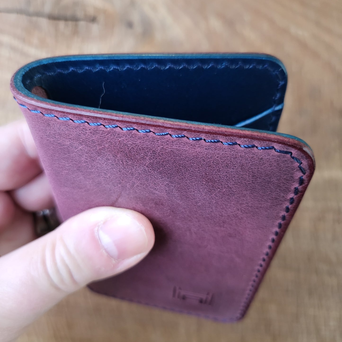 Vertical Curved Cross Card Wallet