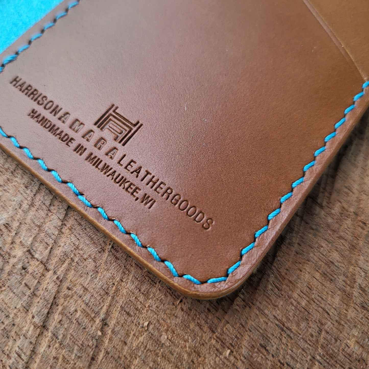 Vertical Curved Cross Card Wallet