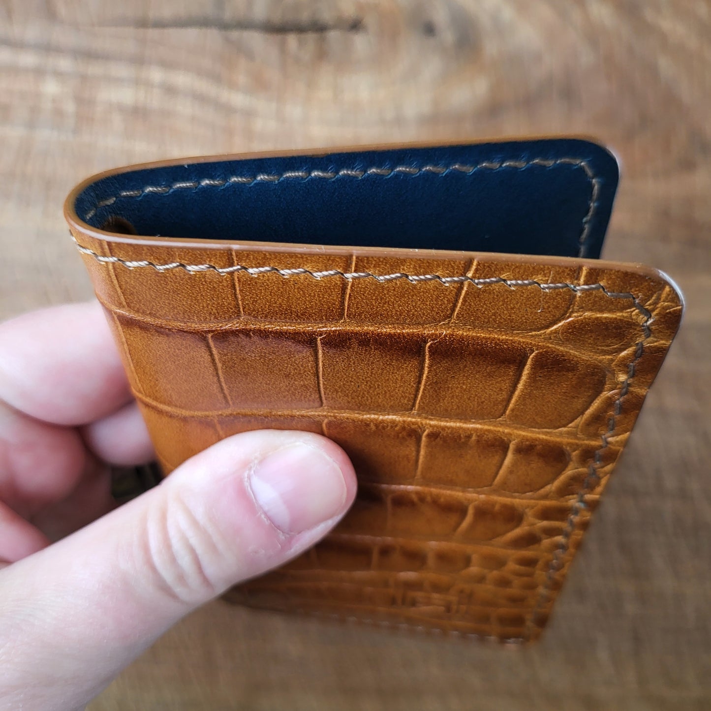 Vertical Wavy Pocket Card Wallet