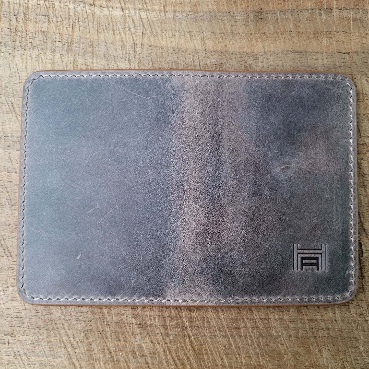 Vertical Curved Cross Card Wallet