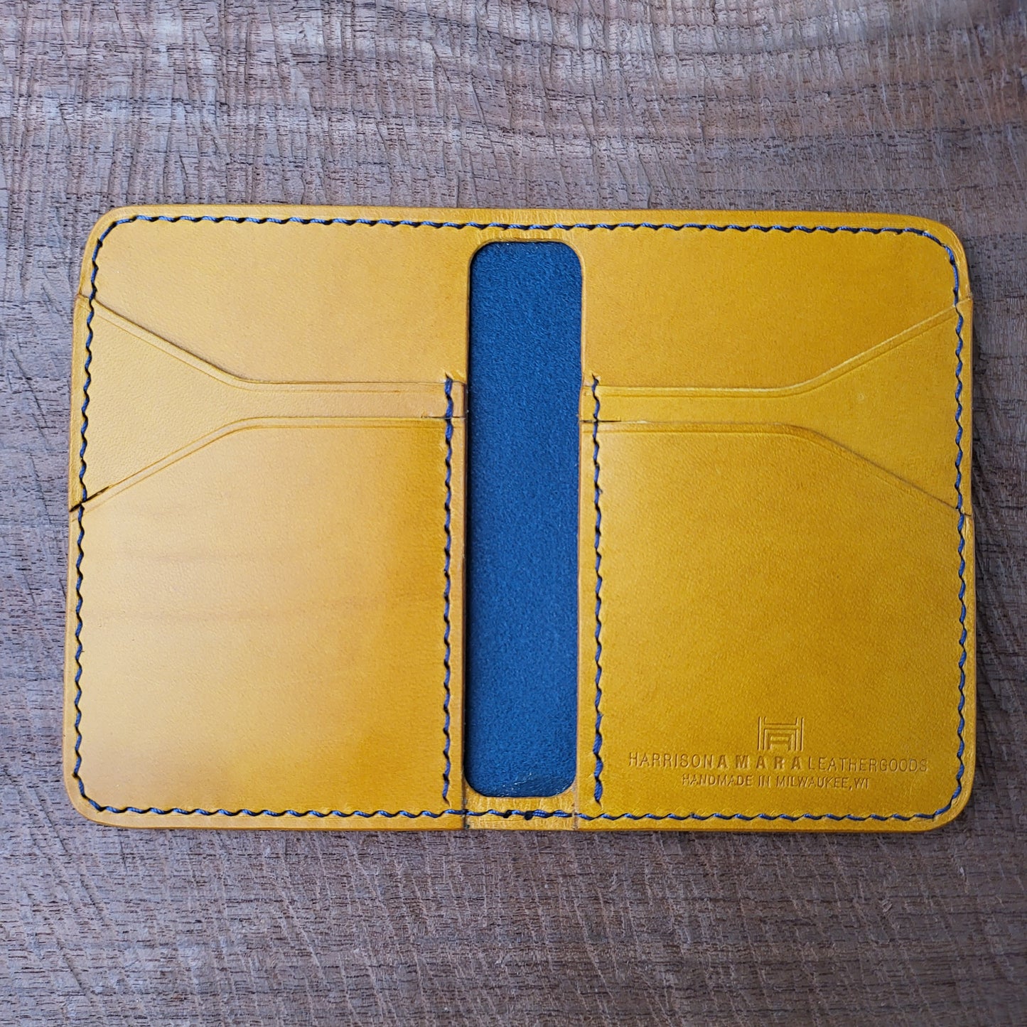 Vertical Curved Cross Card Wallet