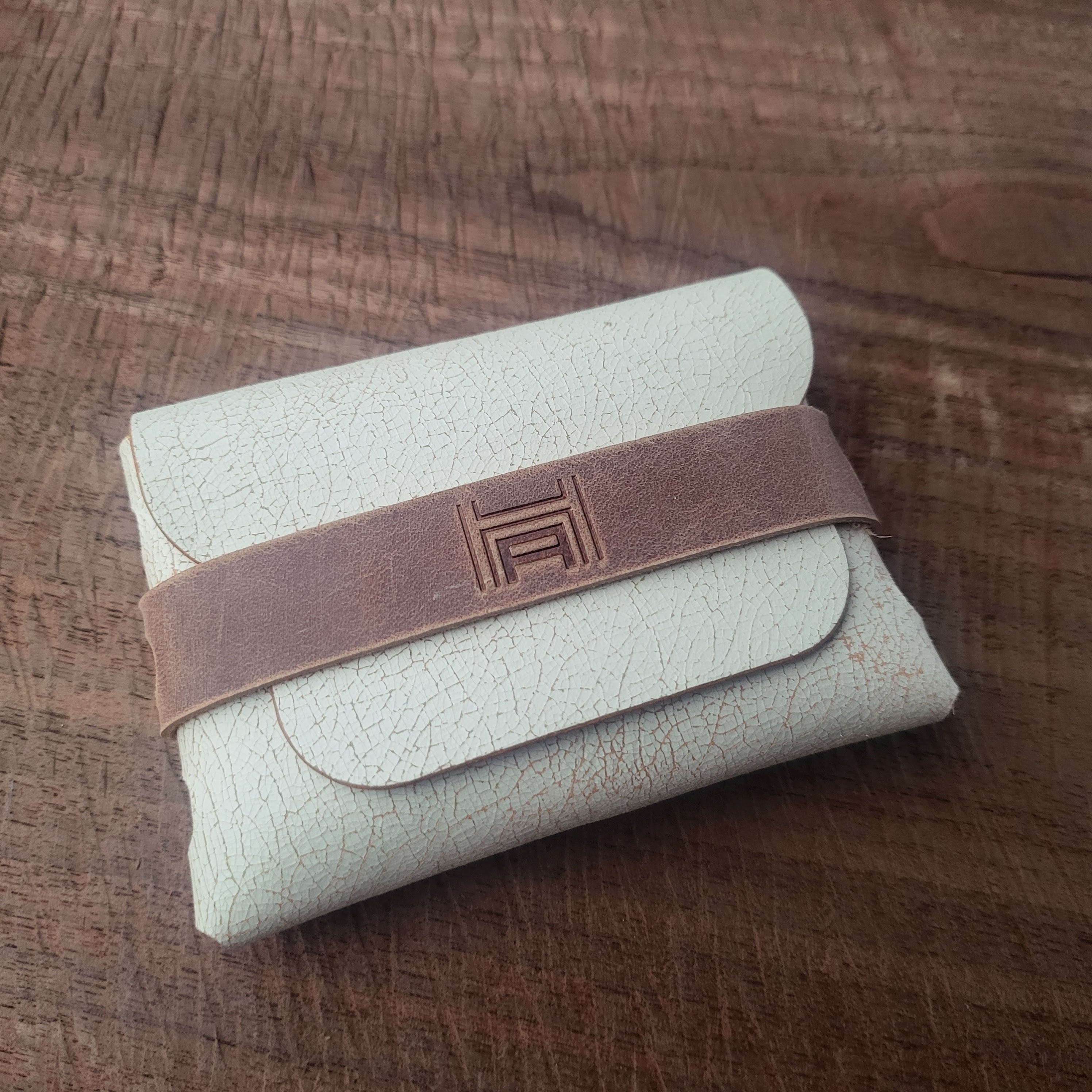 Canoe Flap Wallet – Harrison Amara Leather Goods